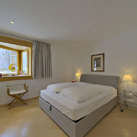 Chesa Ladina - * Zuoz