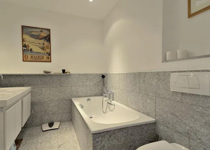 Chesa Ladina - * زوز